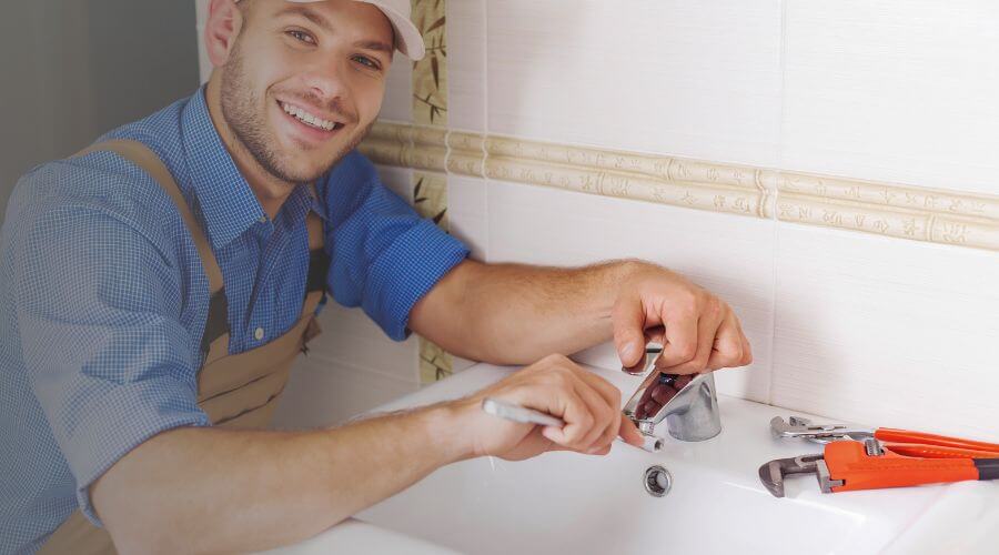 Handle or spout repair in Saint Anthony, IA